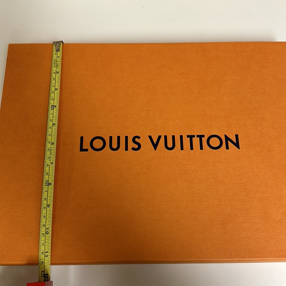 Louis Vuitton Authentic Box - Picture 6 of 7